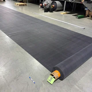 Rolă membrană EPDM iaz RubberBear pentru impermeabilizare iazuri și lacuri. Soluție premium, 100% sigură pentru pești.
